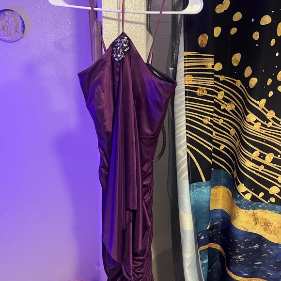 Woman’s dress size 4 - Picture 4 of 5